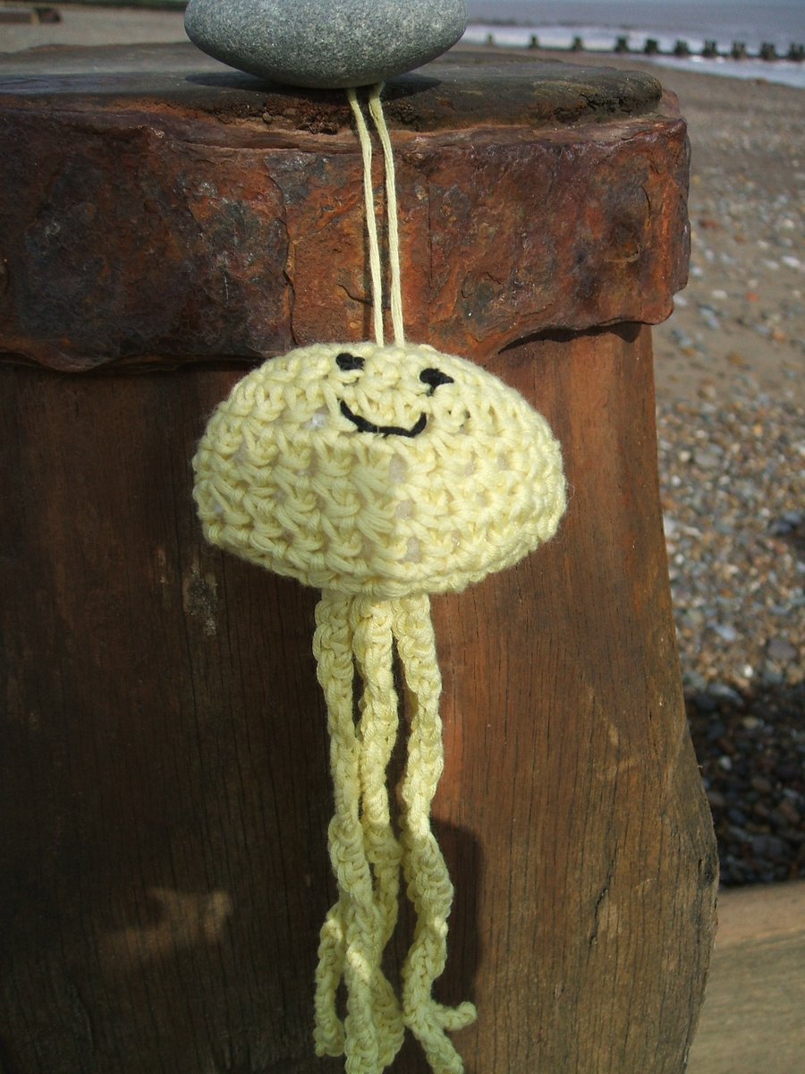 Yellow crochet jellyfish