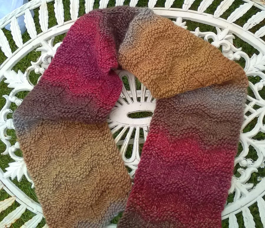 Handknit 100% WOOL textured scarf in multi reds and browns