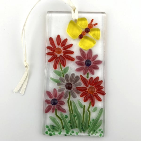Fused glass mini suncatcher flowerpot and butterfly.