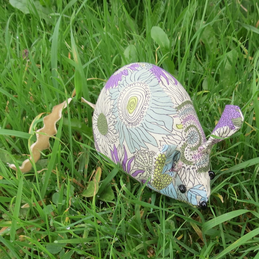 A field mouse pin cushion, made from Liberty Lawn.