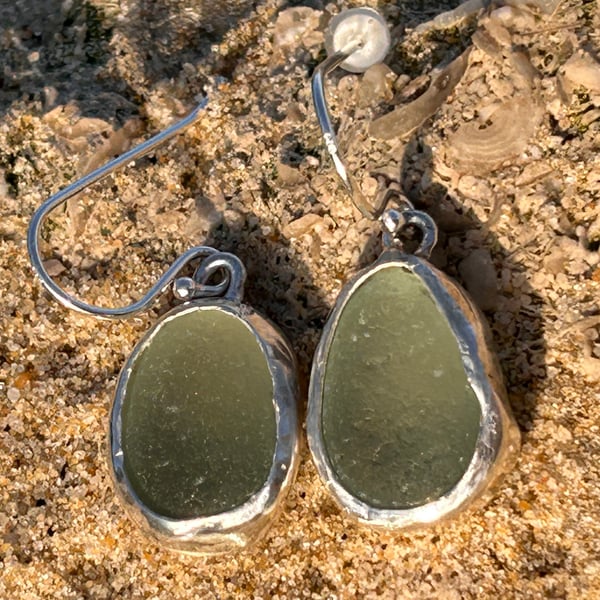 seaglass aqua blue earrings dangly 