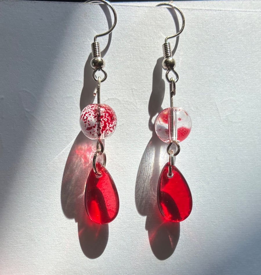 Beautiful red drop earrings 