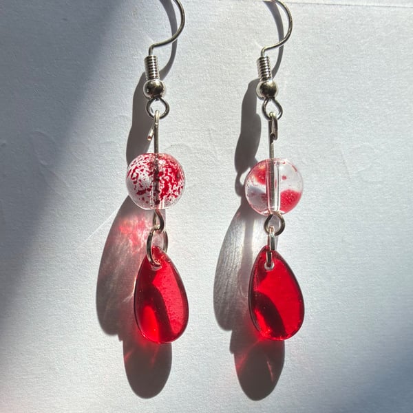 Beautiful red drop earrings 