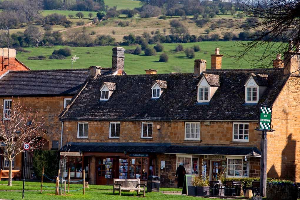 Broadway Cotswolds Worcestershire England UK Photograph Print