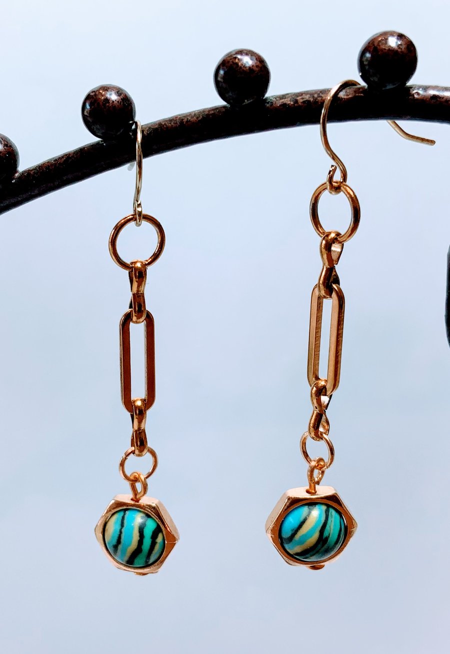 Gold Paperclip Chain Bead Earrings.