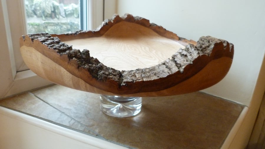ASH  NATURAL  EDGE  FRUIT  BOWL