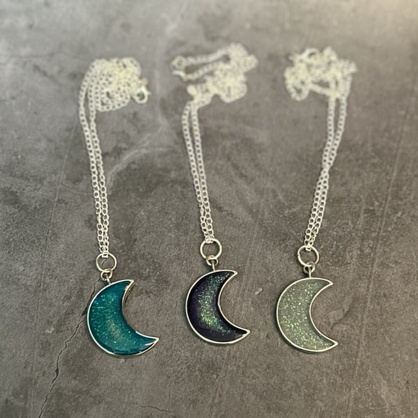 Glitter Resin Crescent Moon Pendant Cosmic Necklace