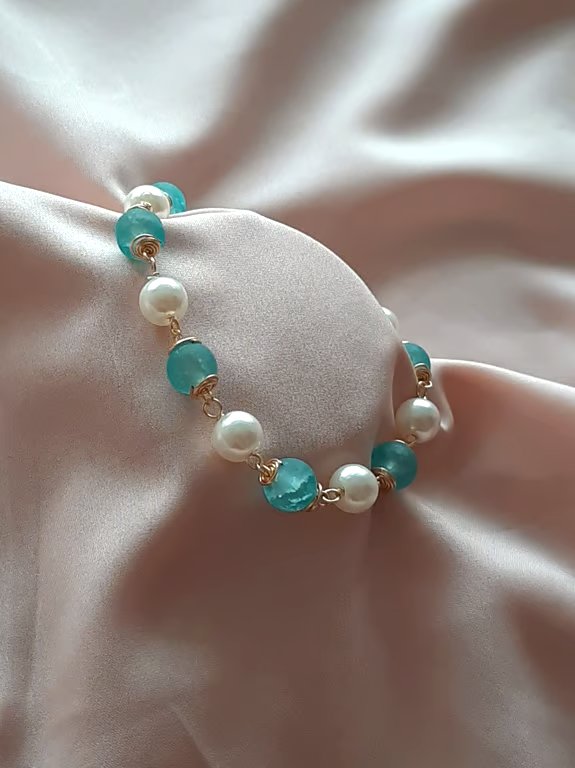 Blue Beaded Pearl Bracelet with Gold Spiral Wire Detail – Handmade Jewellery