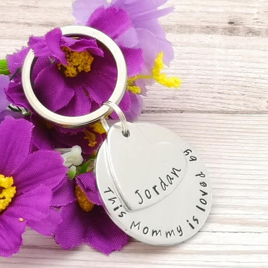 Personalised Mummy Keyring  Mother Gift - This Mummy Belongs To Keychain - Gift