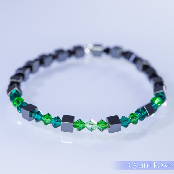 Swarovski and Hematite stretch beaded bracelet green black