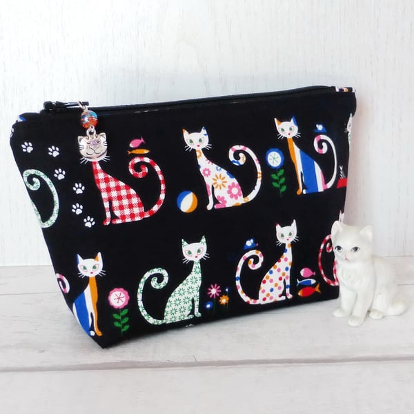 Makeup bag, zipped pouch, cosmetic bag, cats