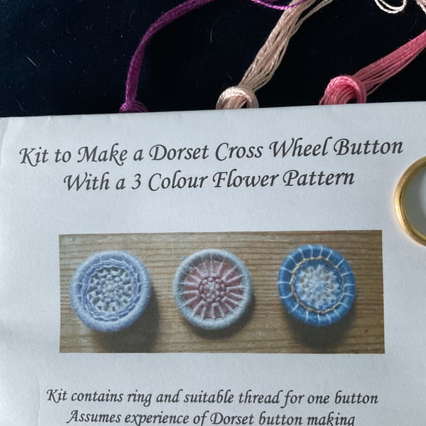 Dorset Button Flower Pattern Kit, Candy, Shell and Purple, F8