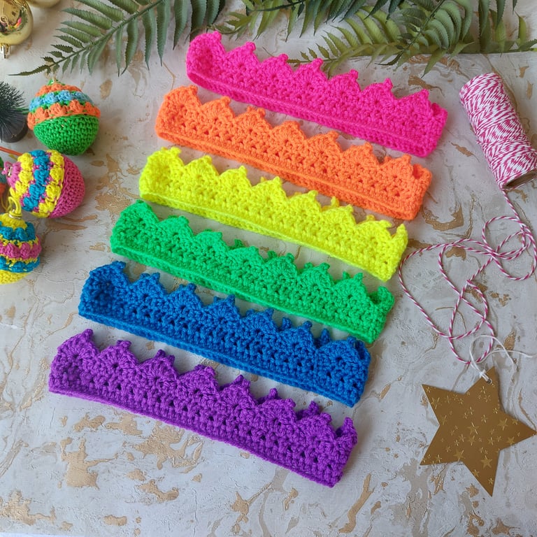 Christmas Cracker Hats Party Crowns Limited Edition Set of 6 Neon