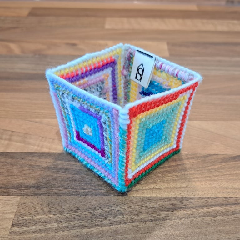 Medium container for office items - punk pattern 1 