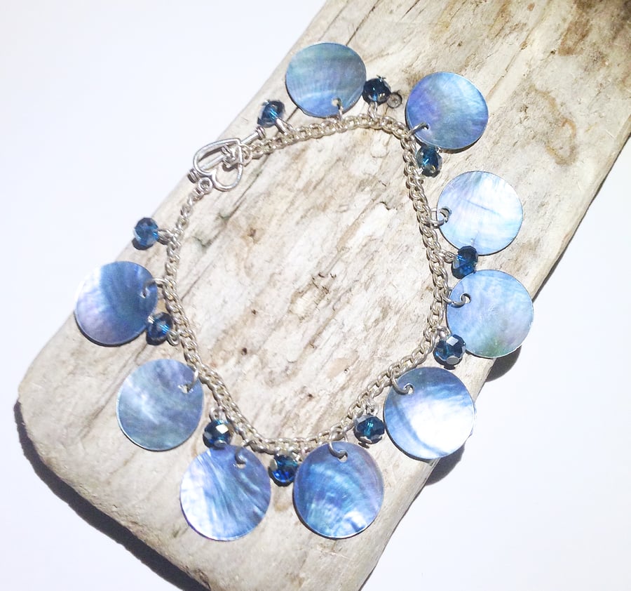 Turquoise Shell and Crystal Bead Bracelet - UK Free Post