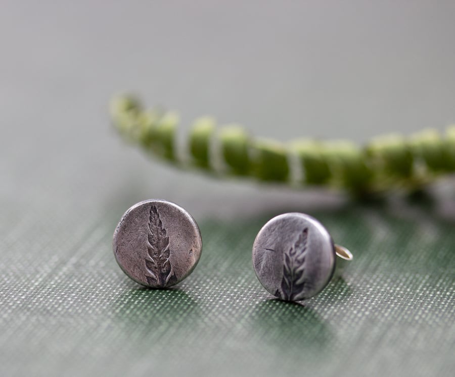Recycled Silver Small Fern Leaf Pattern Stud Earring
