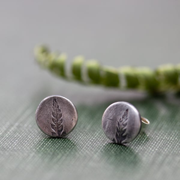 Recycled Silver Small Fern Leaf Pattern Stud Earring