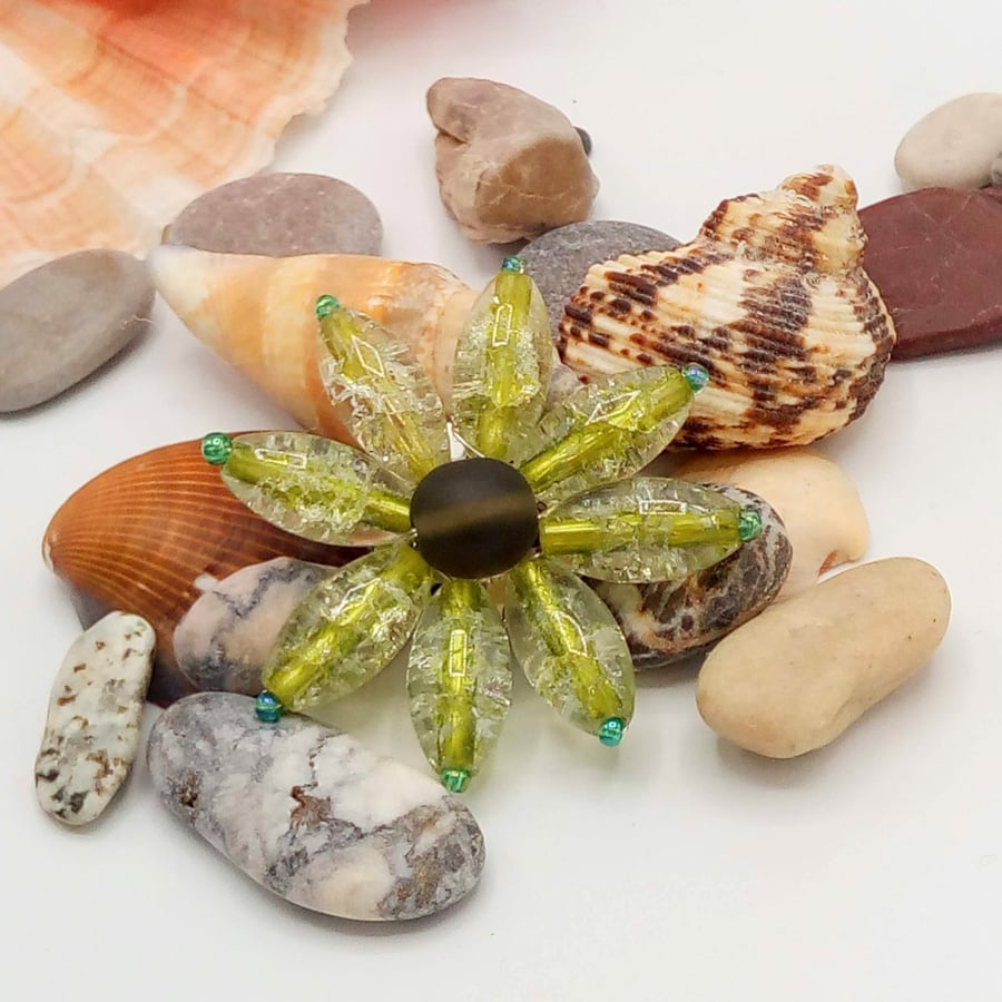 Transparent Green Crackle Beads Brooch With Green Centre, Gift for Her, Brooch