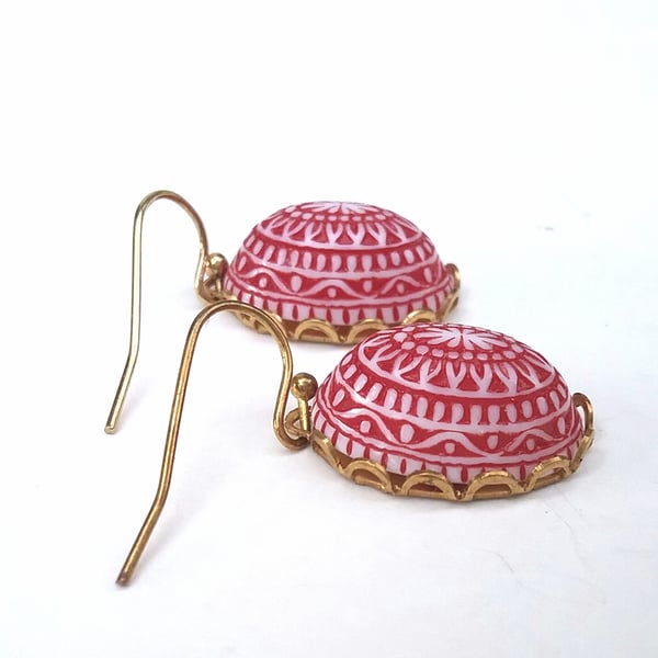 Vintage Red Cabochon Earrings.....