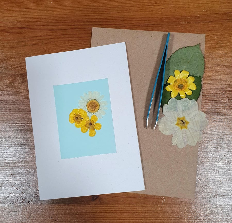 Real Pressed Flower Greeting Card - Buttercup, Daisy