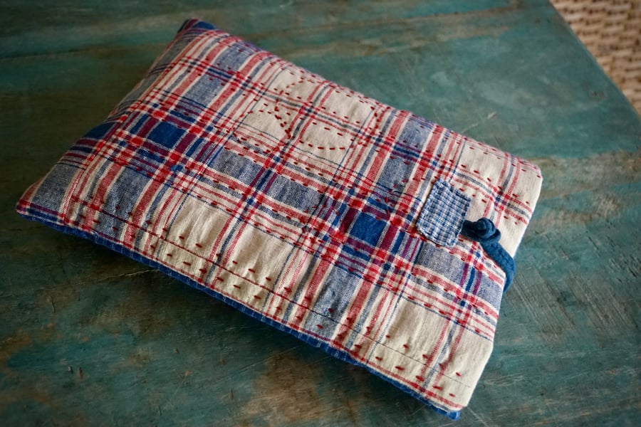 Handmade Book Sleeve with Vintage Fabric Book Pouch 