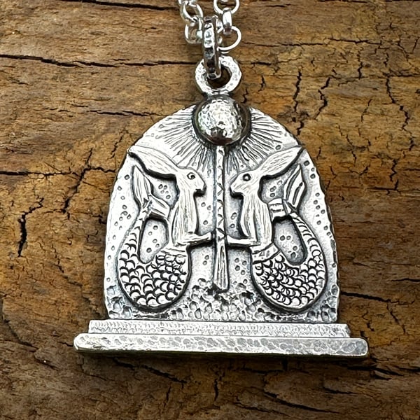 Merhare Pendant