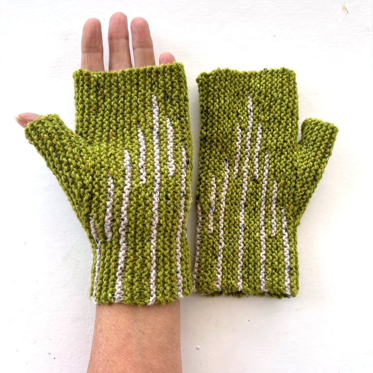 Green Striped Knitted Gloves
