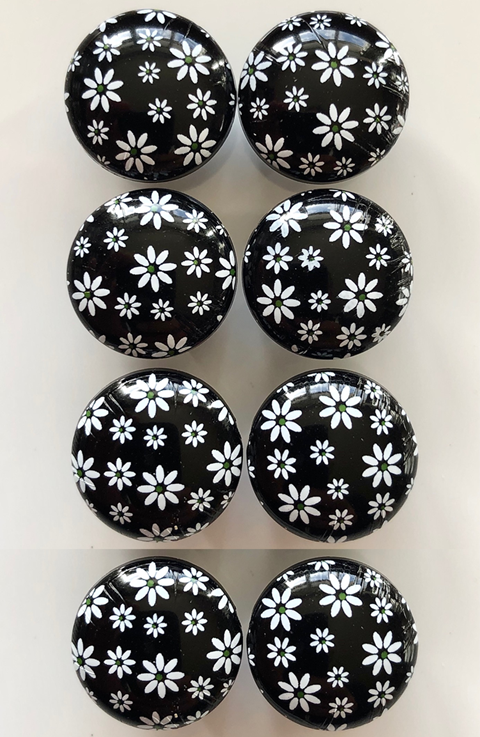 Pack of 8 Flower Design Buttons, 15mm Wide, White Flowers on Black, Domed