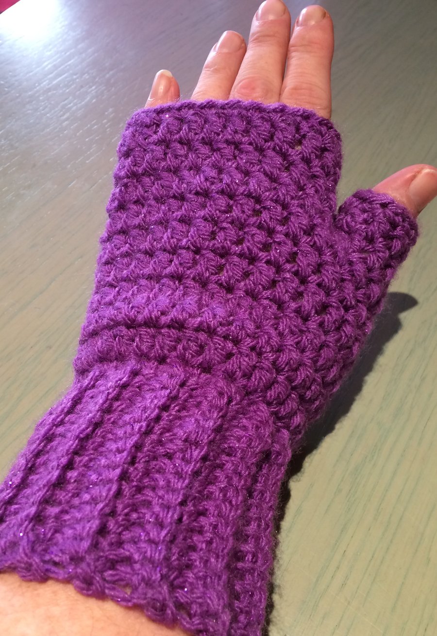 Lovely Fingerless Gloves Folksy