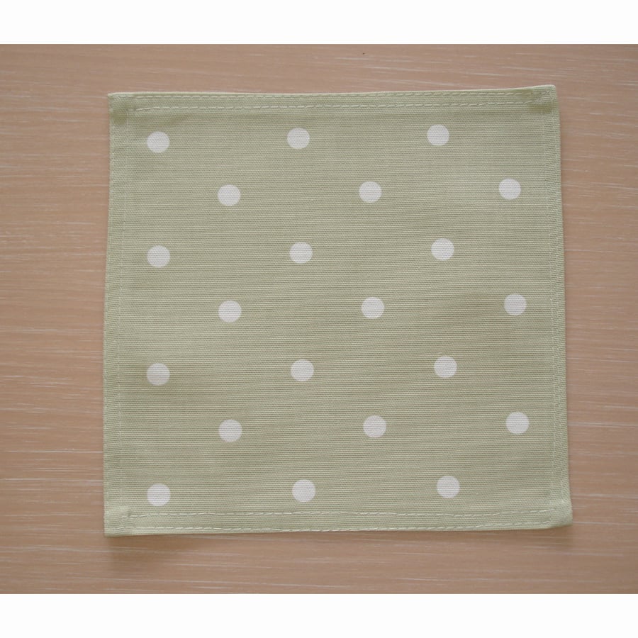 Napkins x 2 Green and White Polka Dot 14" Pair Serviettes Washable Cotton Cloths