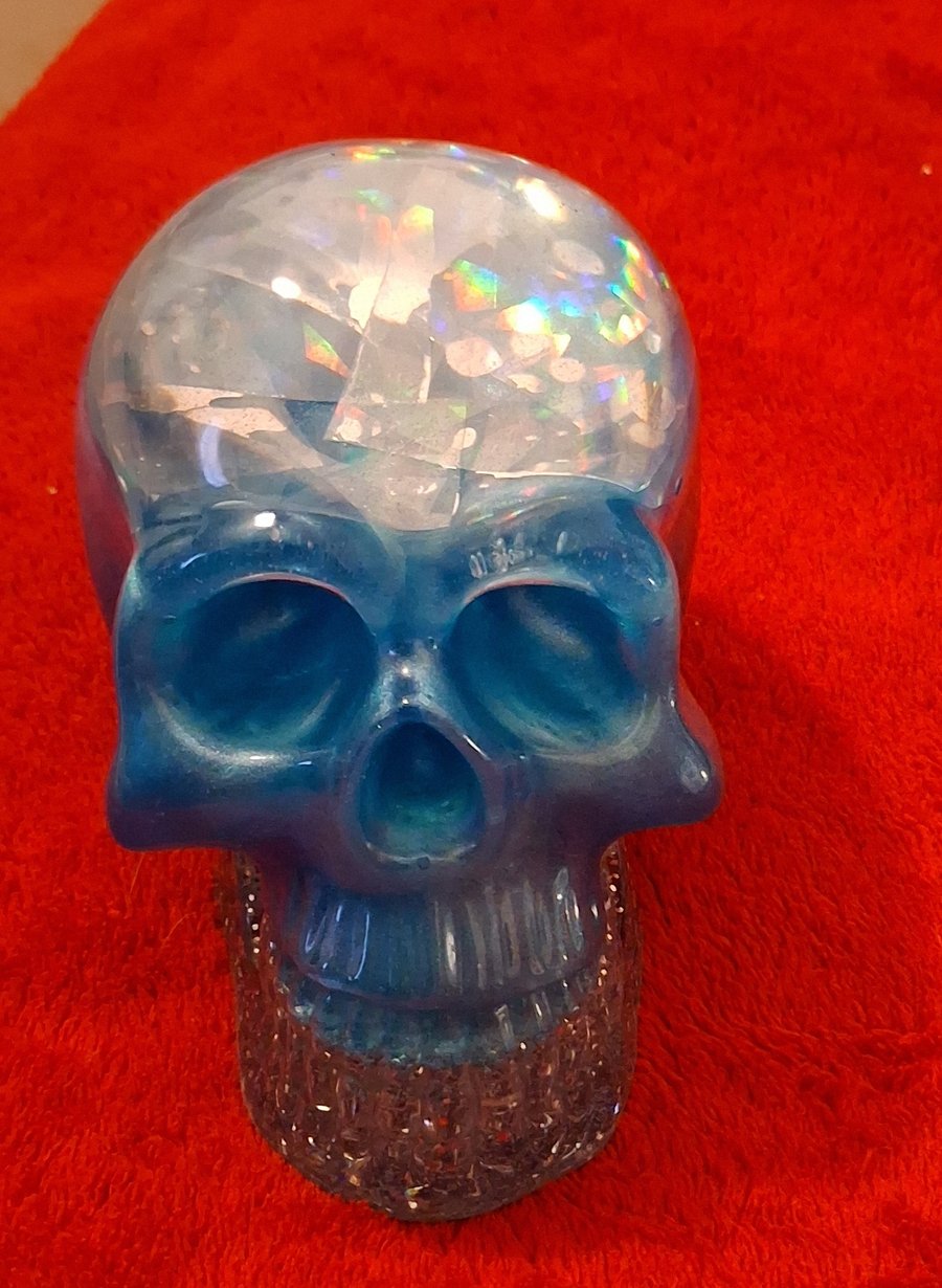 Handmade epoxy resin skull decoration..