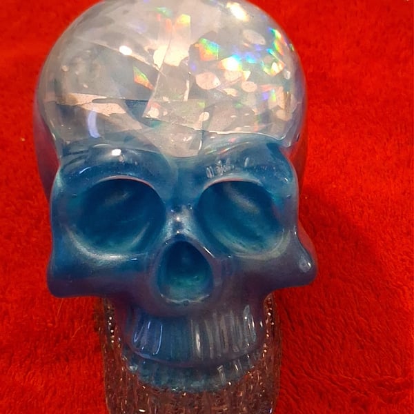 Handmade epoxy resin skull decoration..