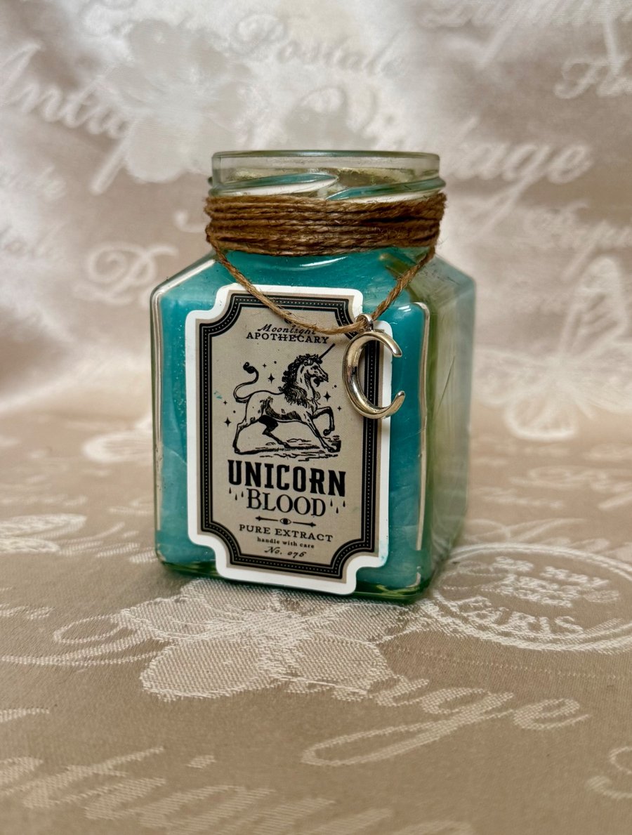 Unicorn Blood Fantasy Candle – Magical Gothic Decor Gift