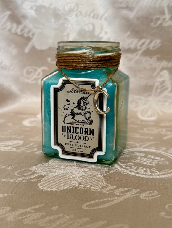 Unicorn Blood Fantasy Candle – Magical Gothic Decor Gift