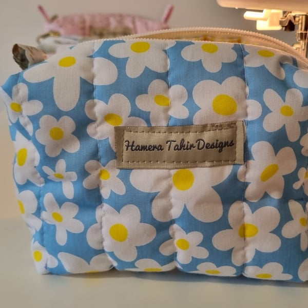 Blue Daisies Quilted Bag, Quilted Block Bag, Blue make up bag