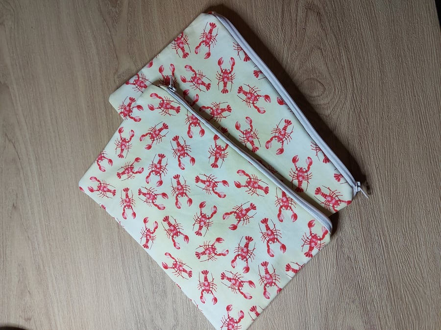 Lobster make up bag 