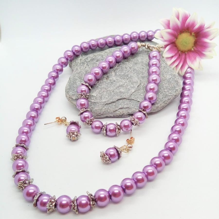 Mauve pearl deals necklace