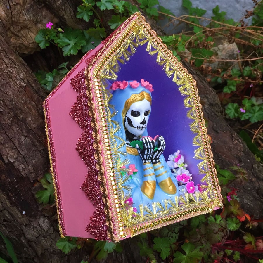 Kitsch Day Of The Dead Santa Muerte Wall Altar With Hand Painted Ceramic Statue 