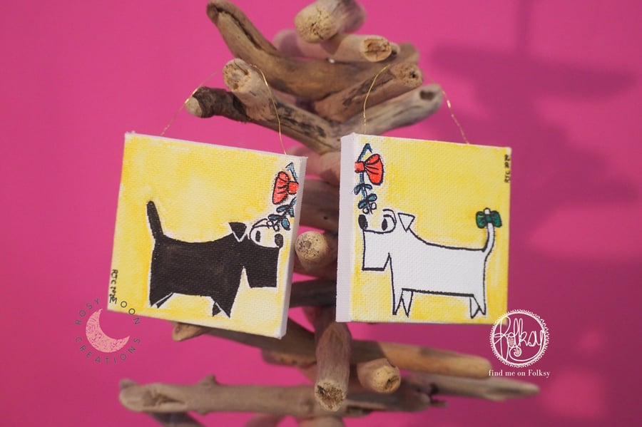 A Set of Two Scottie Dog Mini Canvases Christmas Decorations 