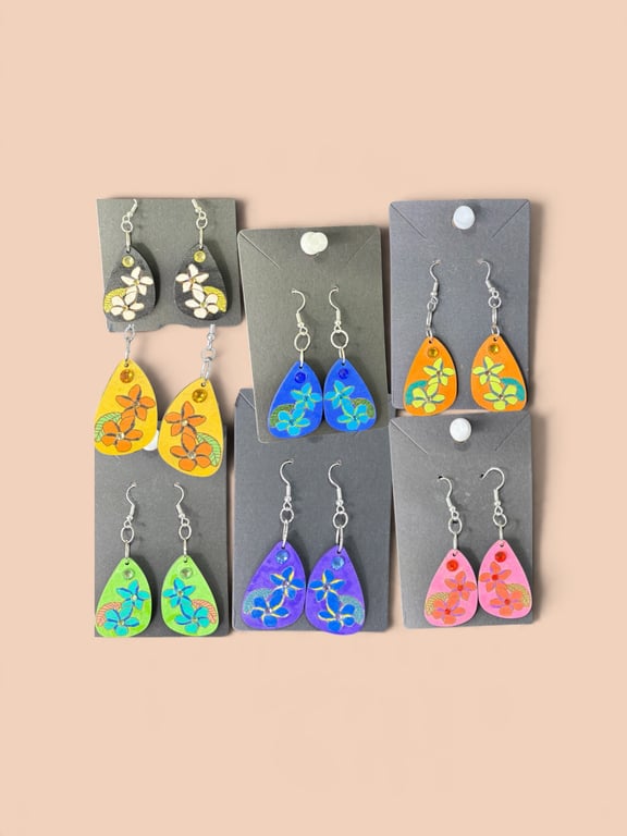 Handmade earrings. Beautiful design with Rhinestones. Completely handmade. 