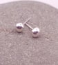 Classic & simple Sterling Silver Stud Earrings  - Image 4