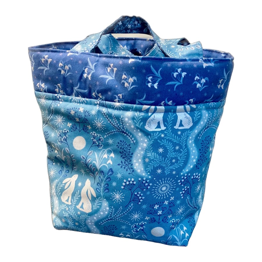 A Winters Hare Project Bag - Lunch Bag