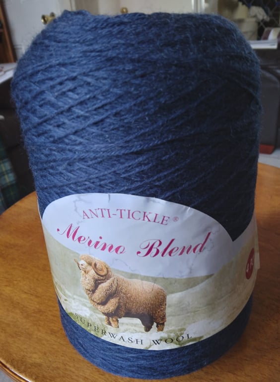 King Cole Merino Blend 4 ply, Irish Navy (dark navy) 500 gm 
