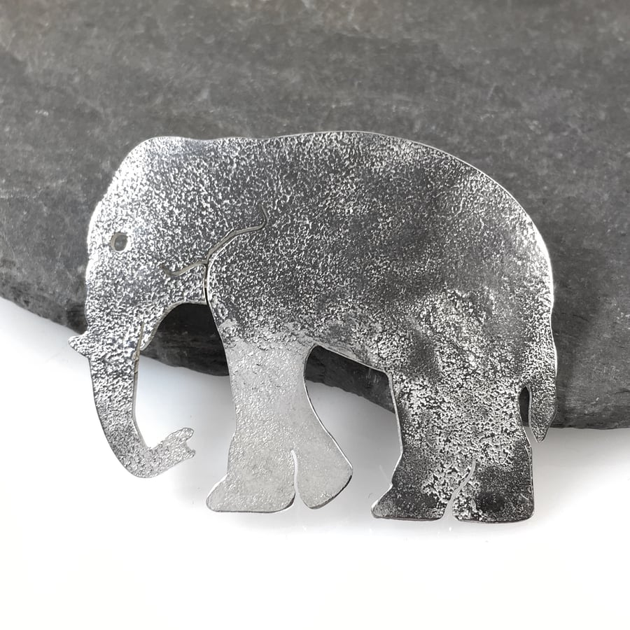  Elephant brooch sterling silver