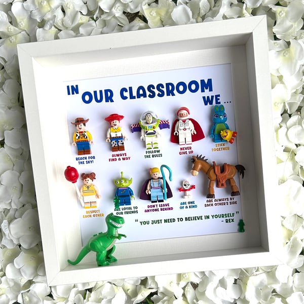 Toy Story “In This Classroom We” Personalised Minifigures Gift Frame (8)