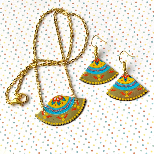 Vintage tin fan shaped earring & necklace set, gold, blue, red, yellow