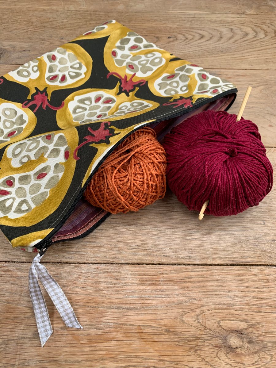 Pomegranate Extra Large Zip Pouch