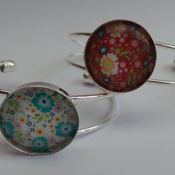 Silver Plated Glass Cabochon Bangle Flower Floral lots of different designs