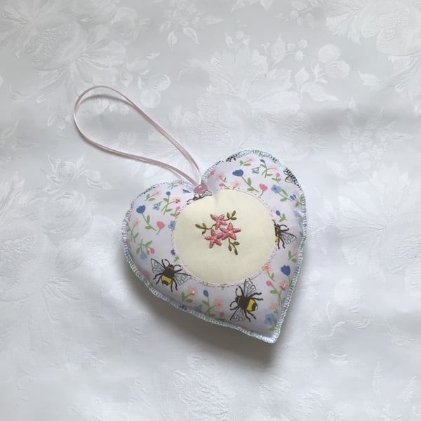 Fabric, hanging heart decoration, white, bees, flowers, birthday, embroidered 