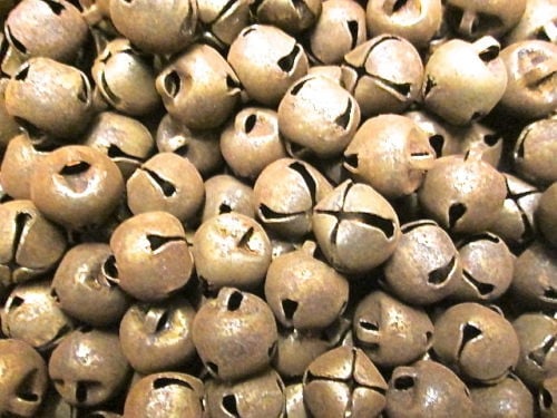 10mm Rusty Tin Bells x 20  